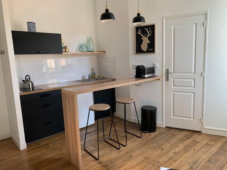 Studio Cosy A 12 Min A Pieds De La Gare Лимож Экстерьер фото